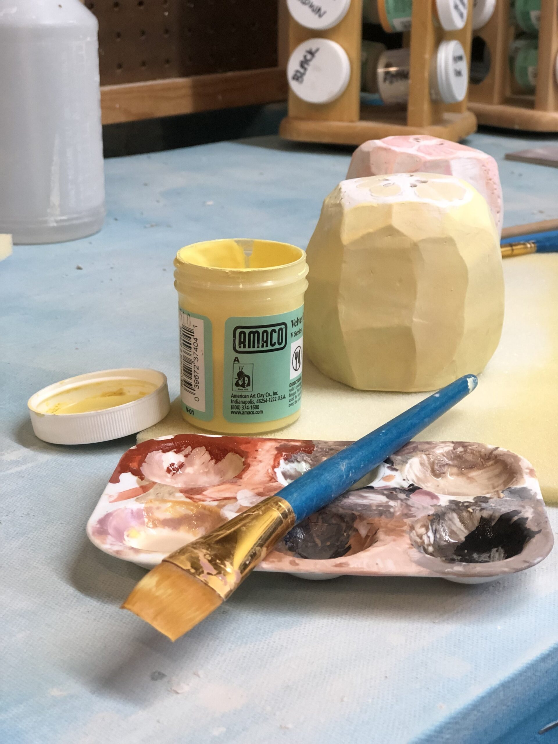 Can You Mix Underglazes Like Paint? Discover the Art Techniques